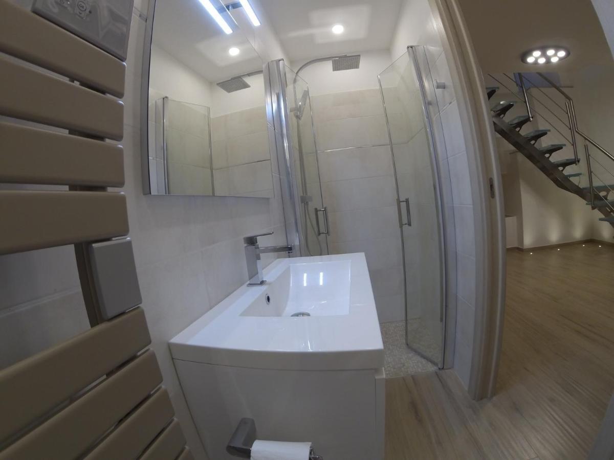 Magnifique Duplex Vue Mer Menton Eksteriør billede