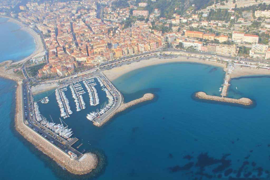 Magnifique Duplex Vue Mer Menton Eksteriør billede