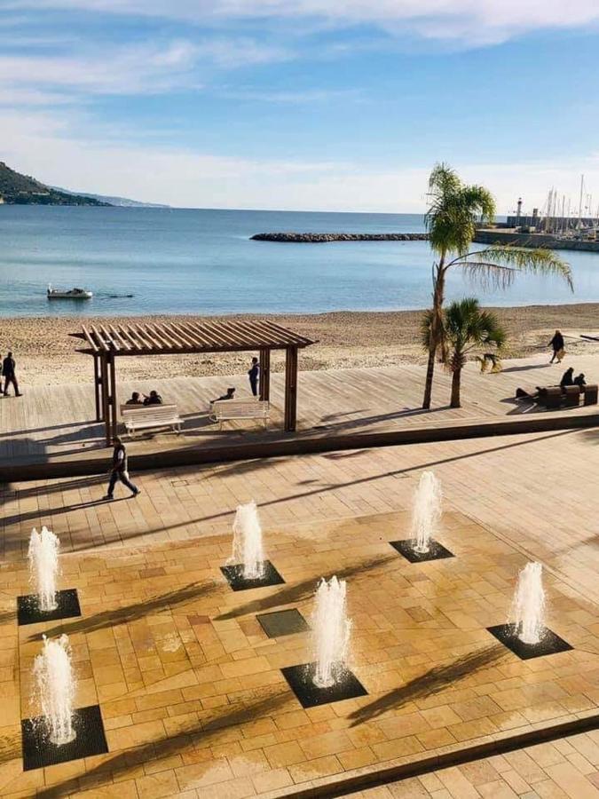 Magnifique Duplex Vue Mer Menton Eksteriør billede